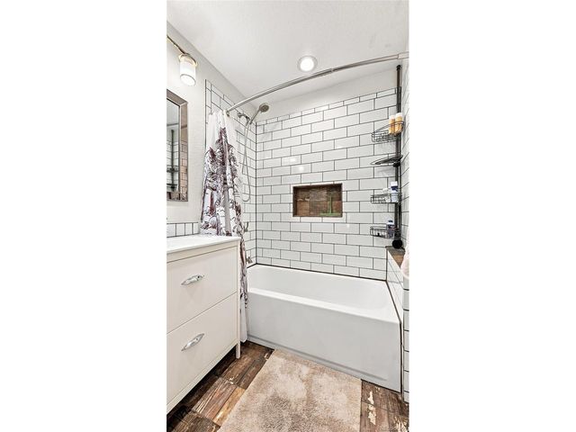 4639 S Fox St, Englewood, CO 80110