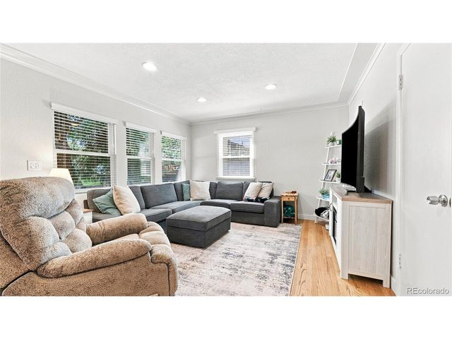 4639 S Fox St, Englewood, CO 80110