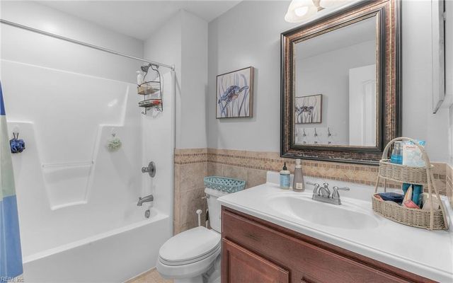 1056 Snead DR, Suffolk, VA 23434