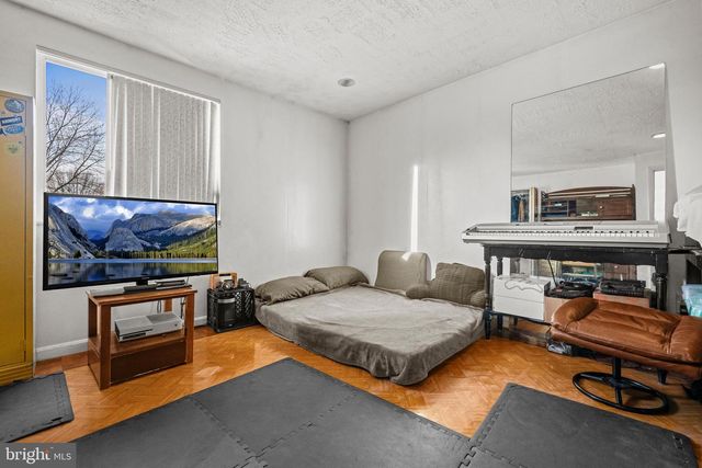 10283 LONG HILL CT, Manassas, VA 20110