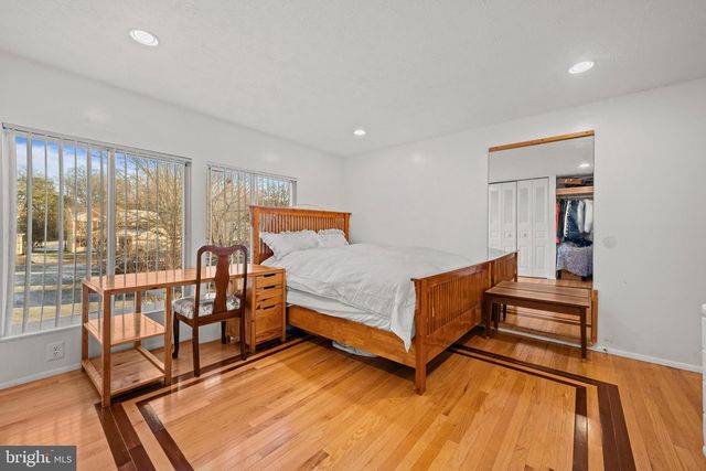 10283 LONG HILL CT, Manassas, VA 20110