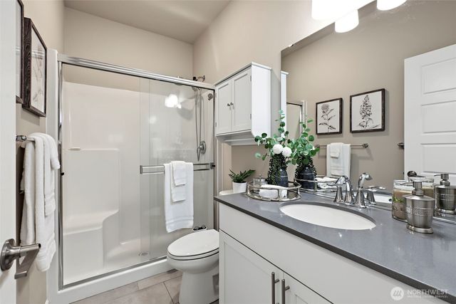 32800 Ash Avenue SE, Black Diamond, WA 98010