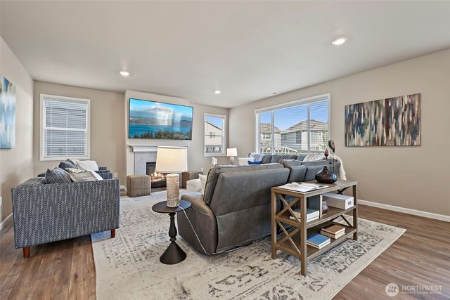 32800 Ash Avenue SE, Black Diamond, WA 98010