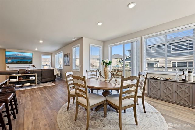 32800 Ash Avenue SE, Black Diamond, WA 98010