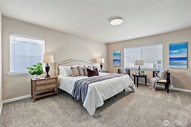 32800 Ash Avenue SE, Black Diamond, WA 98010