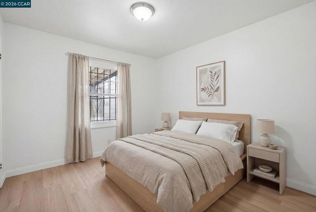 6719 Eastlawn St, Oakland, CA 94621