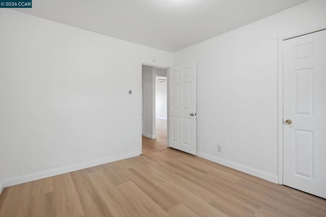 6719 Eastlawn St, Oakland, CA 94621