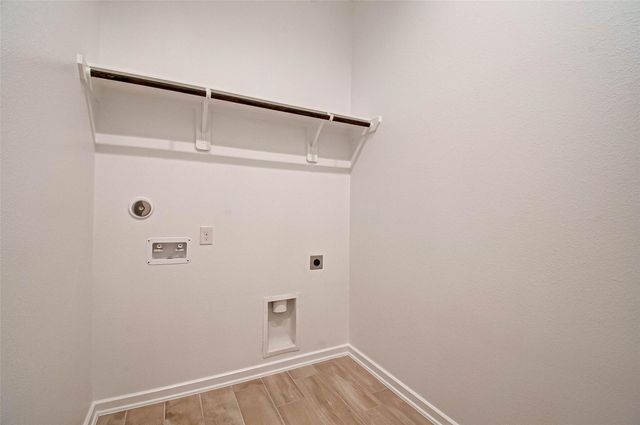 315 N Spotted Fern Drive, Montgomery, TX 77316