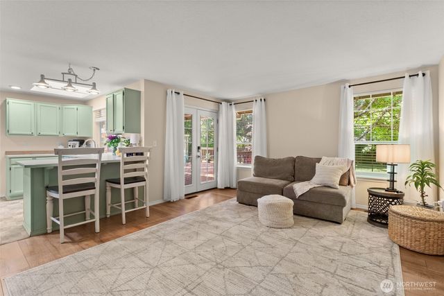 5821 Winnwood Drive SE, Olympia, WA 98513