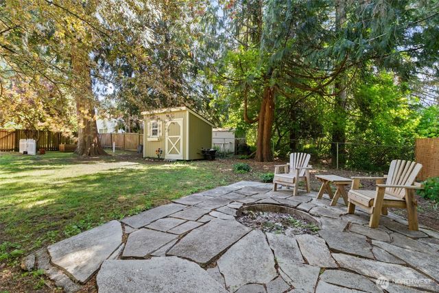 5821 Winnwood Drive SE, Olympia, WA 98513