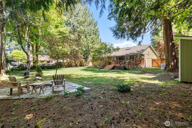 5821 Winnwood Drive SE, Olympia, WA 98513