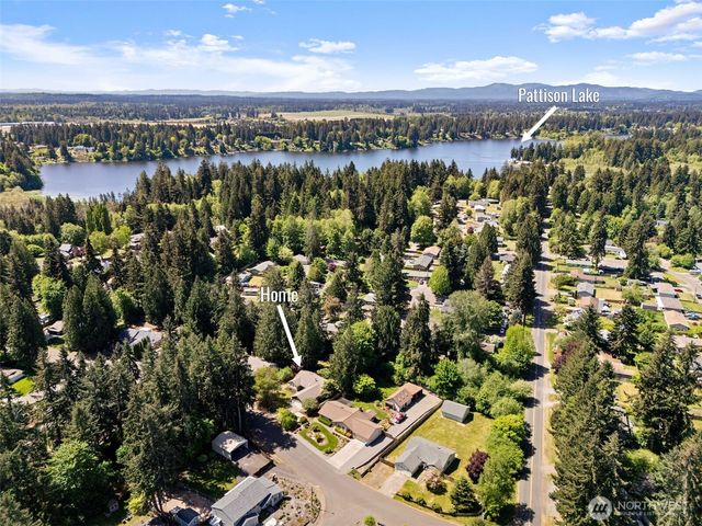 5821 Winnwood Drive SE, Olympia, WA 98513