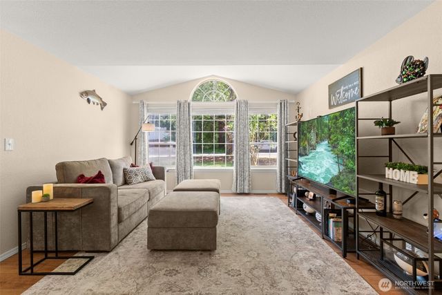 5821 Winnwood Drive SE, Olympia, WA 98513