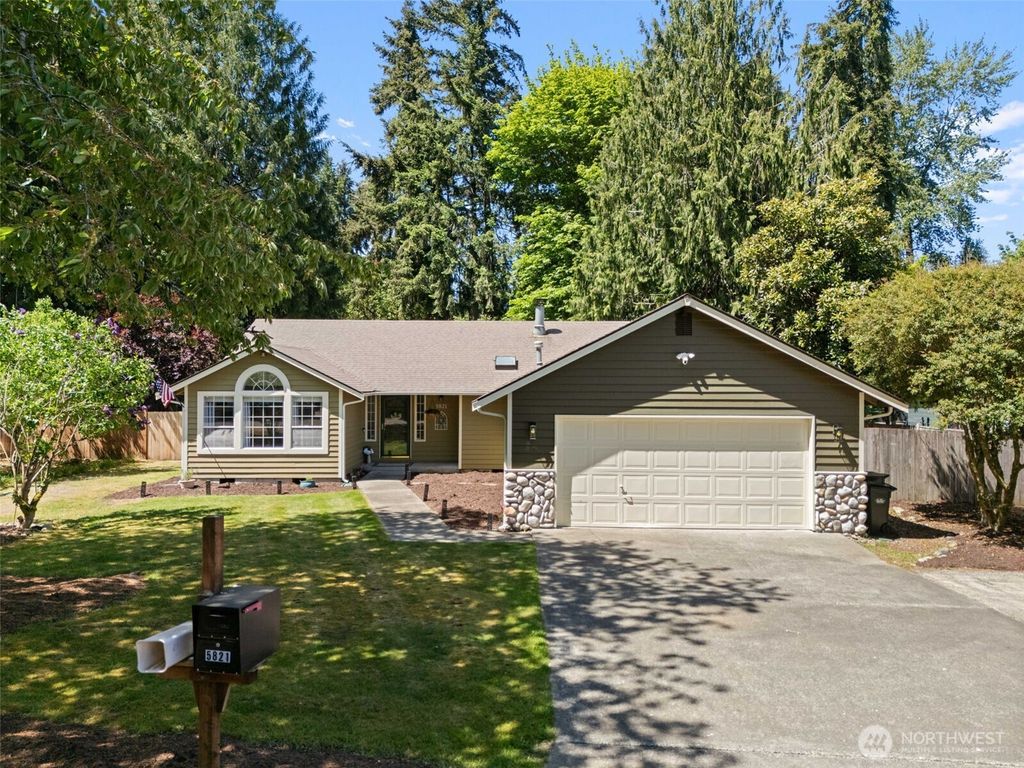 5821 Winnwood Drive SE, Olympia, WA 98513