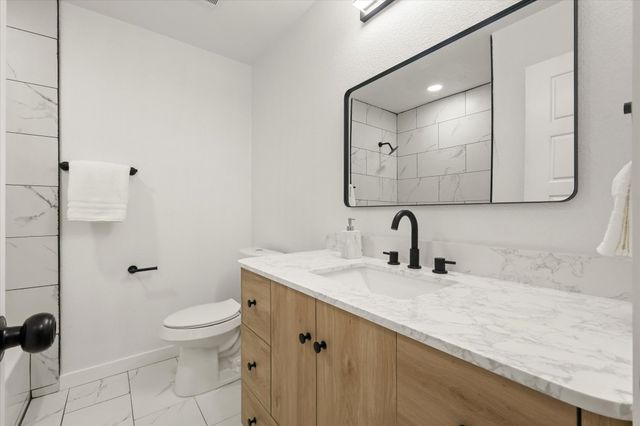 2003 Deerfield Drive, Carrollton, TX 75007