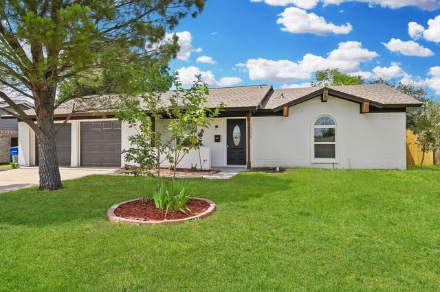 2003 Deerfield Drive, Carrollton, TX 75007