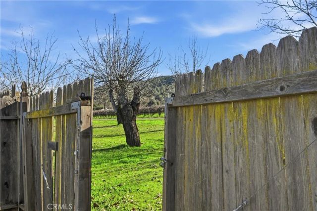 14072 Apple Lane, Clearlake Oaks, CA 95423