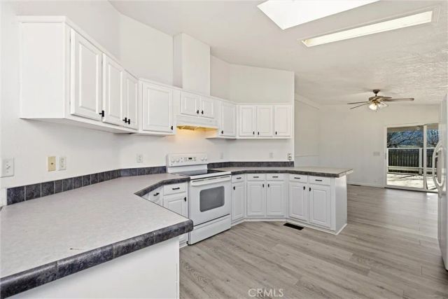 14072 Apple Lane, Clearlake Oaks, CA 95423