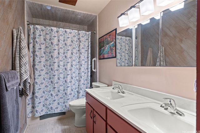 702 Hahaione Street, Honolulu, HI 96825