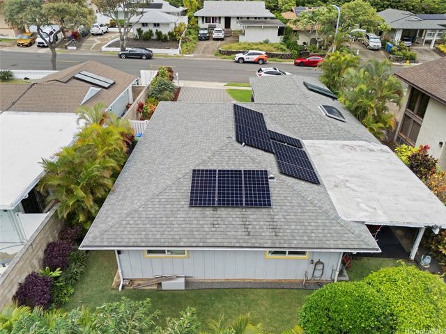 702 Hahaione Street, Honolulu, HI 96825