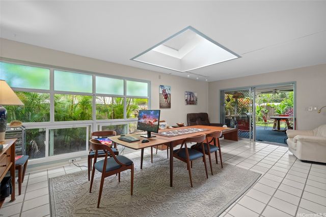 702 Hahaione Street, Honolulu, HI 96825