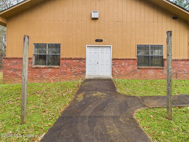 576 Franklin Road, Goodman, MS 39079