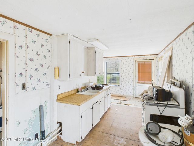 576 Franklin Road, Goodman, MS 39079