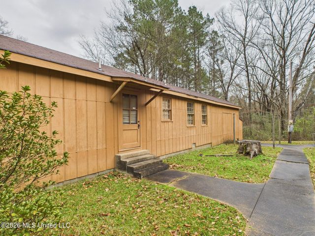 576 Franklin Road, Goodman, MS 39079