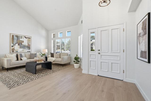 282 Thorndike Way, Folsom, CA 95630