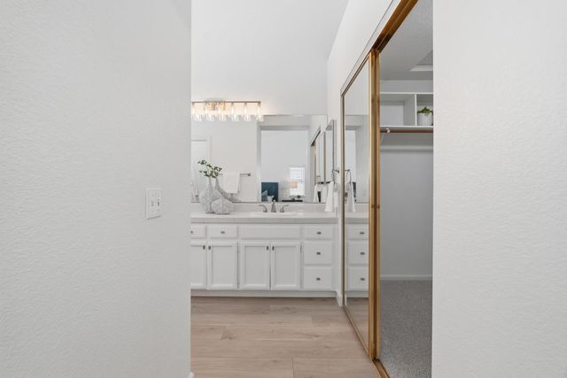 282 Thorndike Way, Folsom, CA 95630