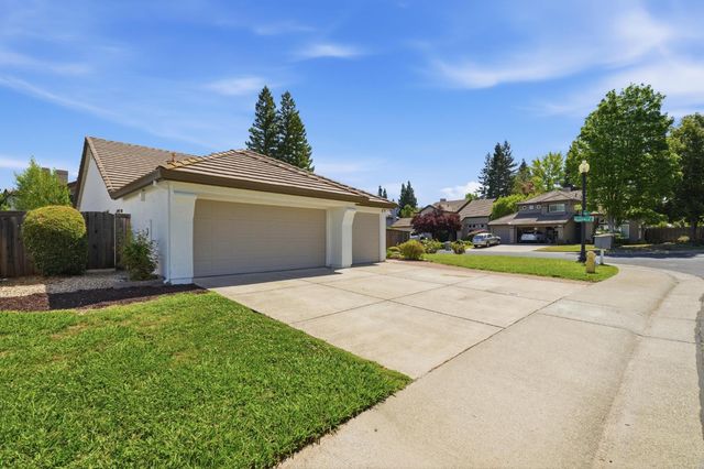 282 Thorndike Way, Folsom, CA 95630