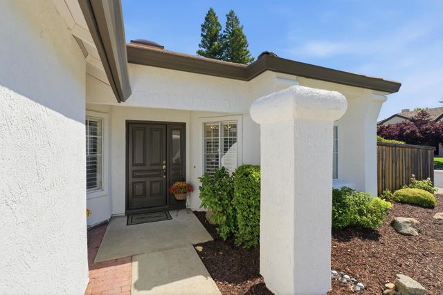 282 Thorndike Way, Folsom, CA 95630