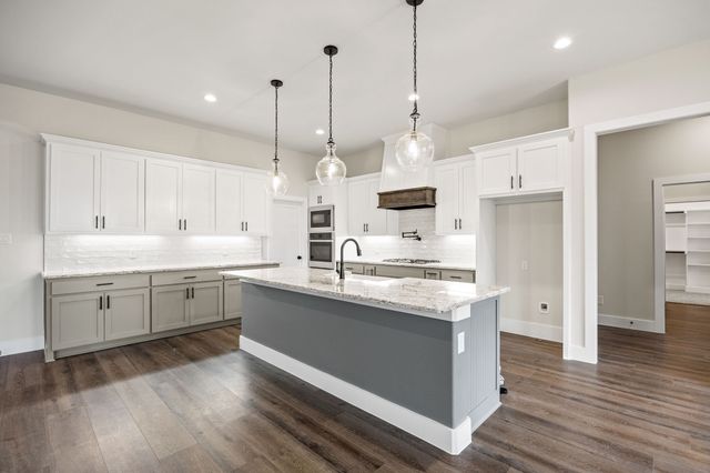 121 CR 207, Valley View, TX 76272
