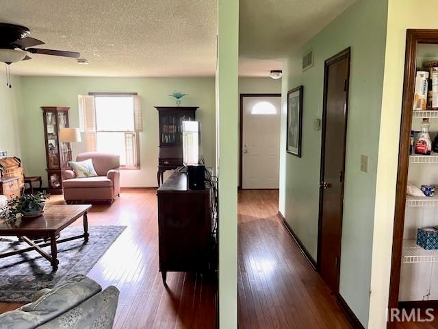 6940 Kolb Drive, Evansville, IN 47715