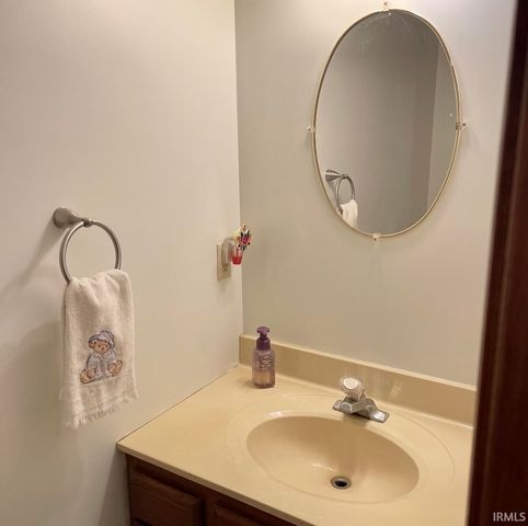 6940 Kolb Drive, Evansville, IN 47715