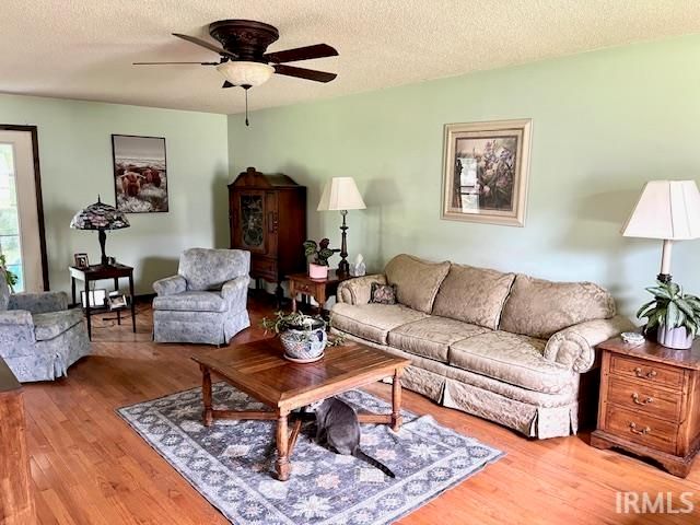 6940 Kolb Drive, Evansville, IN 47715