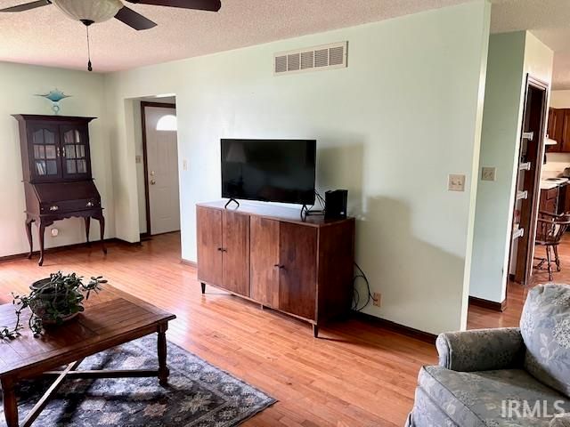 6940 Kolb Drive, Evansville, IN 47715