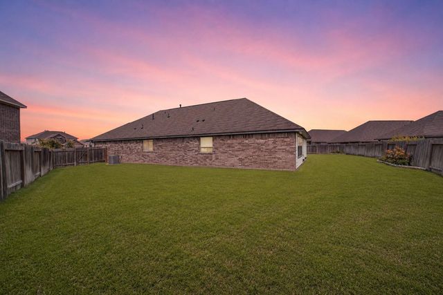 8710 Sunbury Oak Circle, Richmond, TX 77407