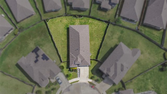 8710 Sunbury Oak Circle, Richmond, TX 77407