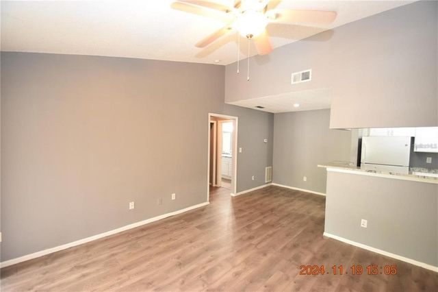 8718 MALLARD RESERVE DRIVE 202, Tampa, FL 33614