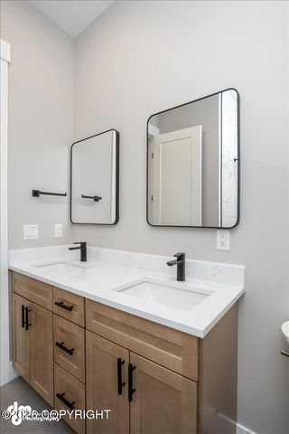 1966 W Cashatt Avenue, Wasilla, AK 99654