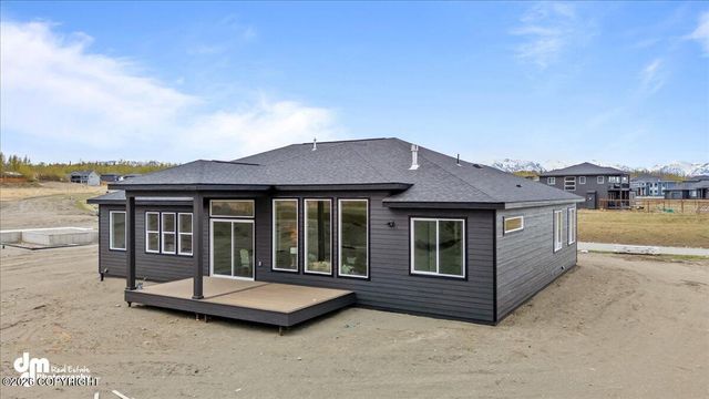 1966 W Cashatt Avenue, Wasilla, AK 99654