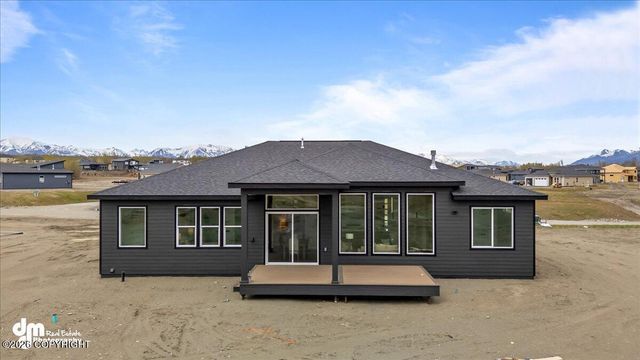 1966 W Cashatt Avenue, Wasilla, AK 99654