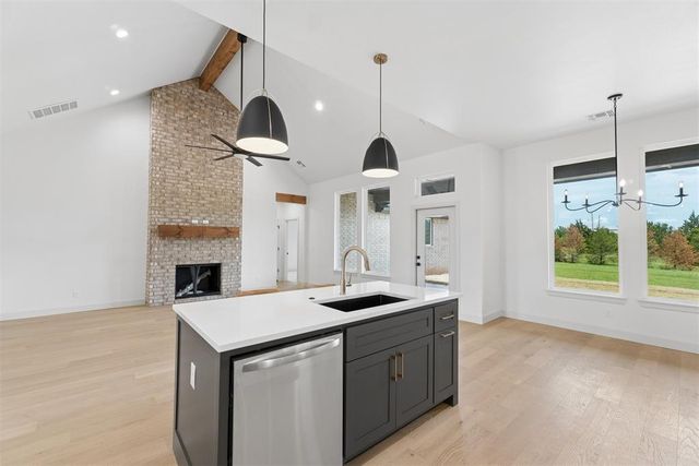 9560 Regado Court, Guthrie, OK 73044