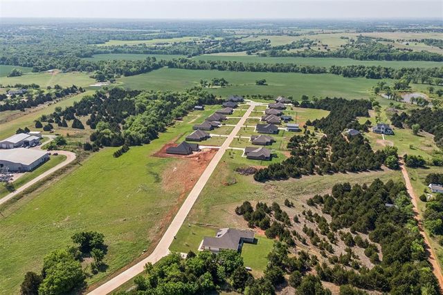 9560 Regado Court, Guthrie, OK 73044