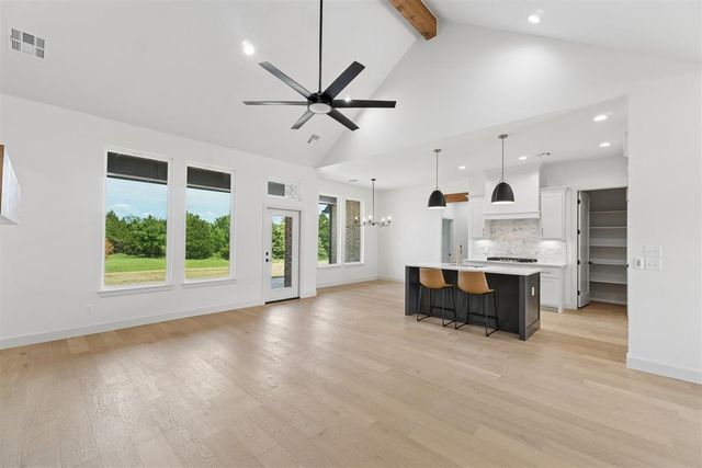 9560 Regado Court, Guthrie, OK 73044