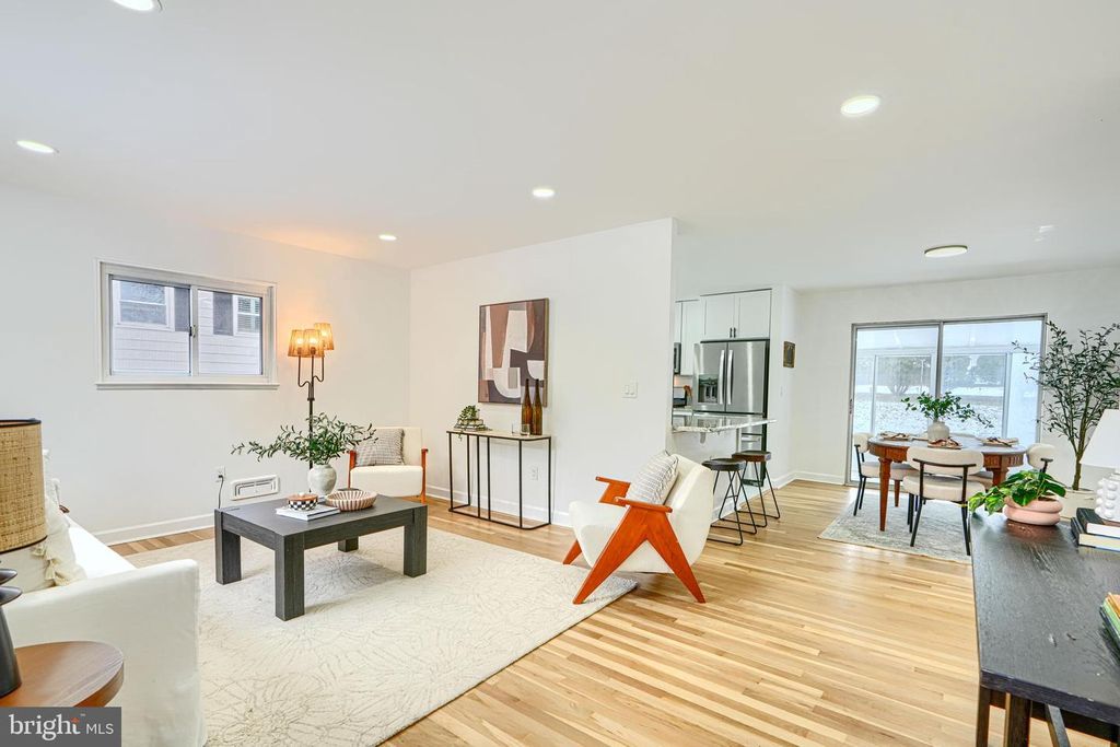 6112 CHESWORTH RD, Baltimore, MD 21228