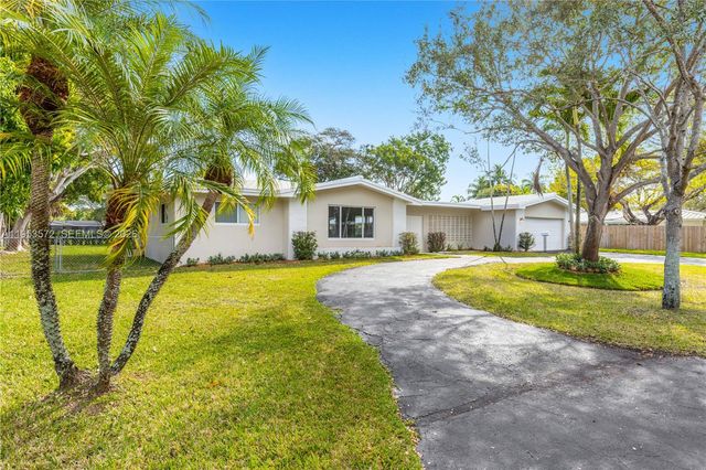 13905 SW 78th Ct, Palmetto Bay, FL 33158