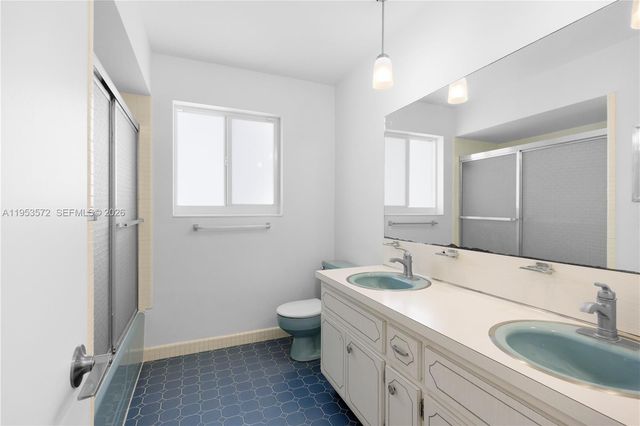 13905 SW 78th Ct, Palmetto Bay, FL 33158