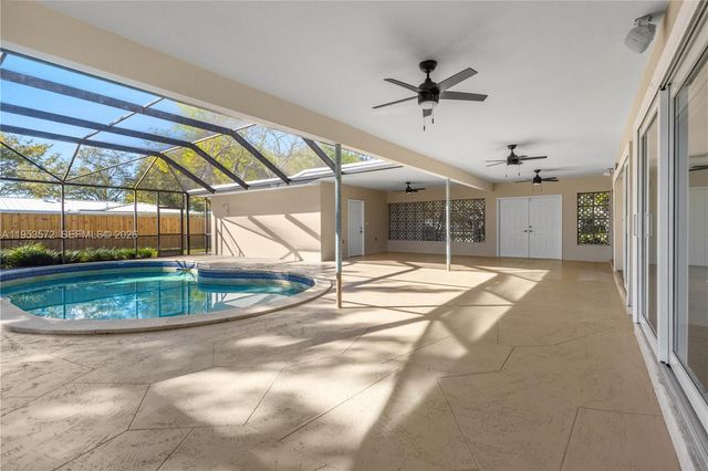 13905 SW 78th Ct, Palmetto Bay, FL 33158